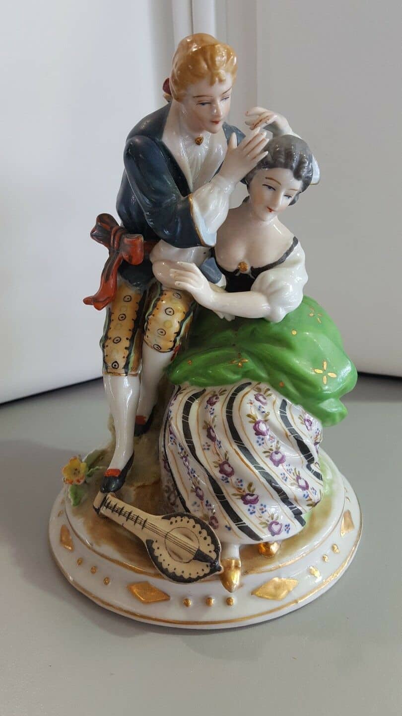 Colonial Couple Occupied Japan Figurines
