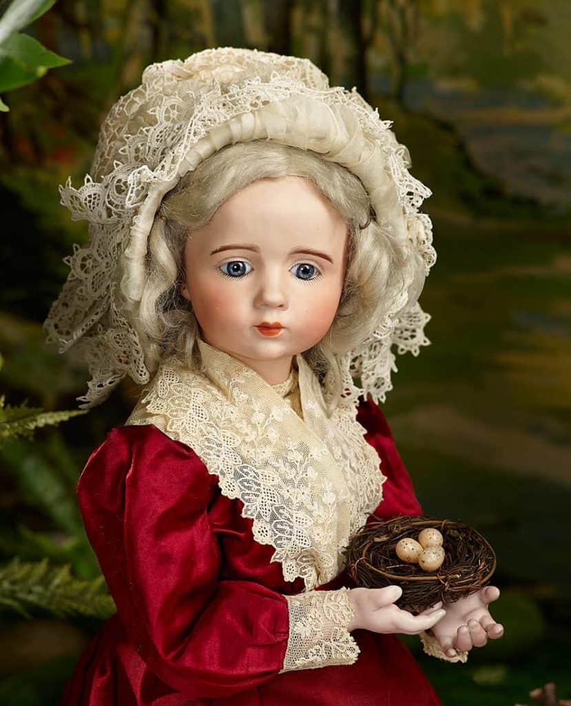 top-10-most-valuable-vintage-porcelain-dolls-worth-money
