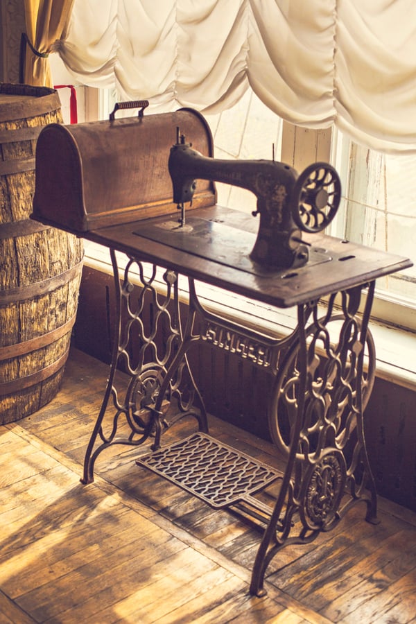 Antique Singer Sewing Machine Price Guide