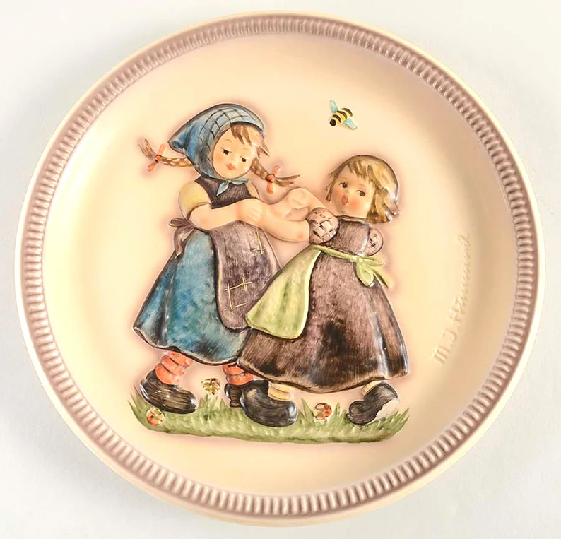 Goebel Hummel Spring Dance Anniversary Porcelain Collector Plate