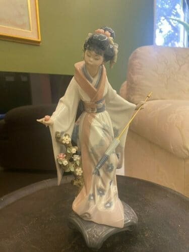 Lladro Teruko Geisha Figurine #1451