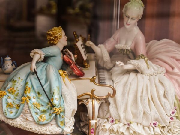 Top 10+ Most Valuable Vintage Porcelain Dolls Worth Money