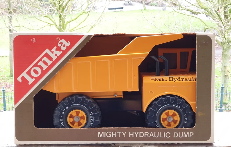 1975 Mighty Hydraulic Dump No. 3902