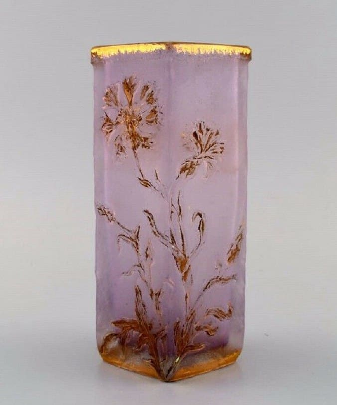 Art Nouveau Vase in a Pink Art Glass