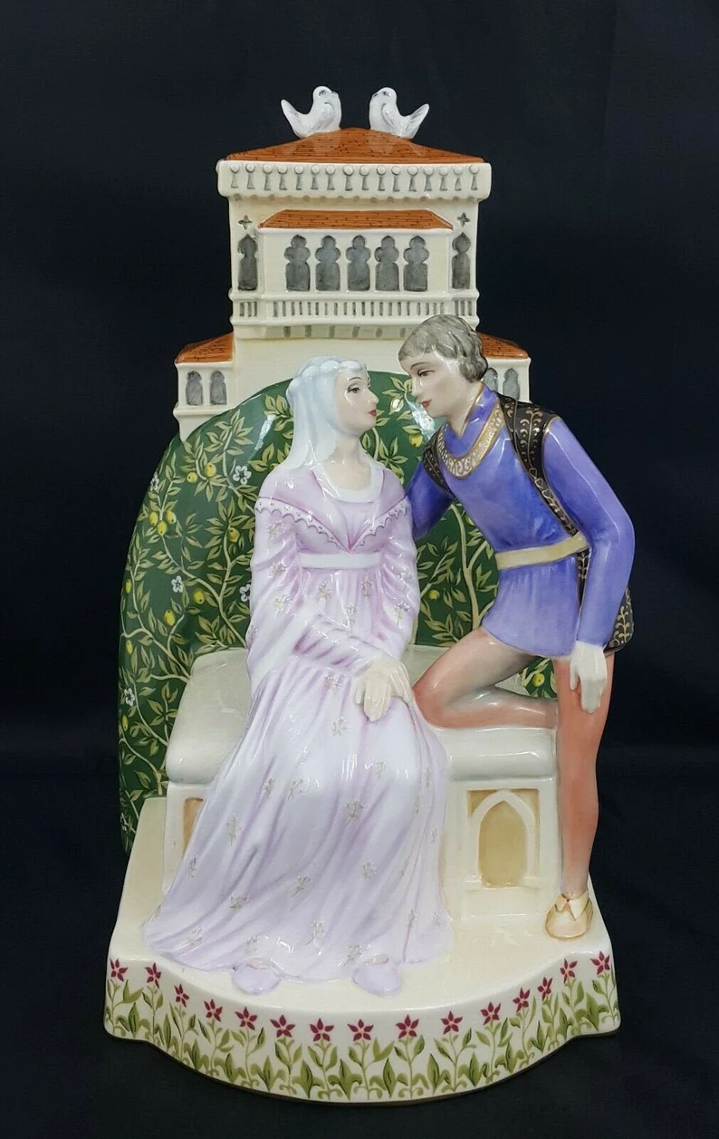 Royal Doulton ‘Great Lovers Romeo & Juliet’ HN3113 Figurine