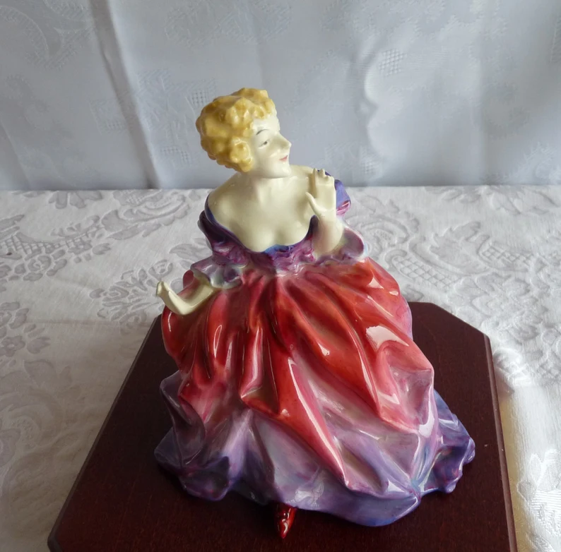 Royal Doulton ‘Lady Fayre’ HN1265 Figurine