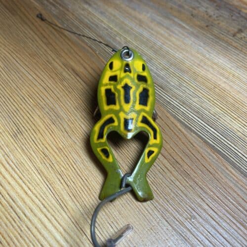 VTG Fishing Lure Heddon Spoony Painted Frog Pattern Beauty! WPaint