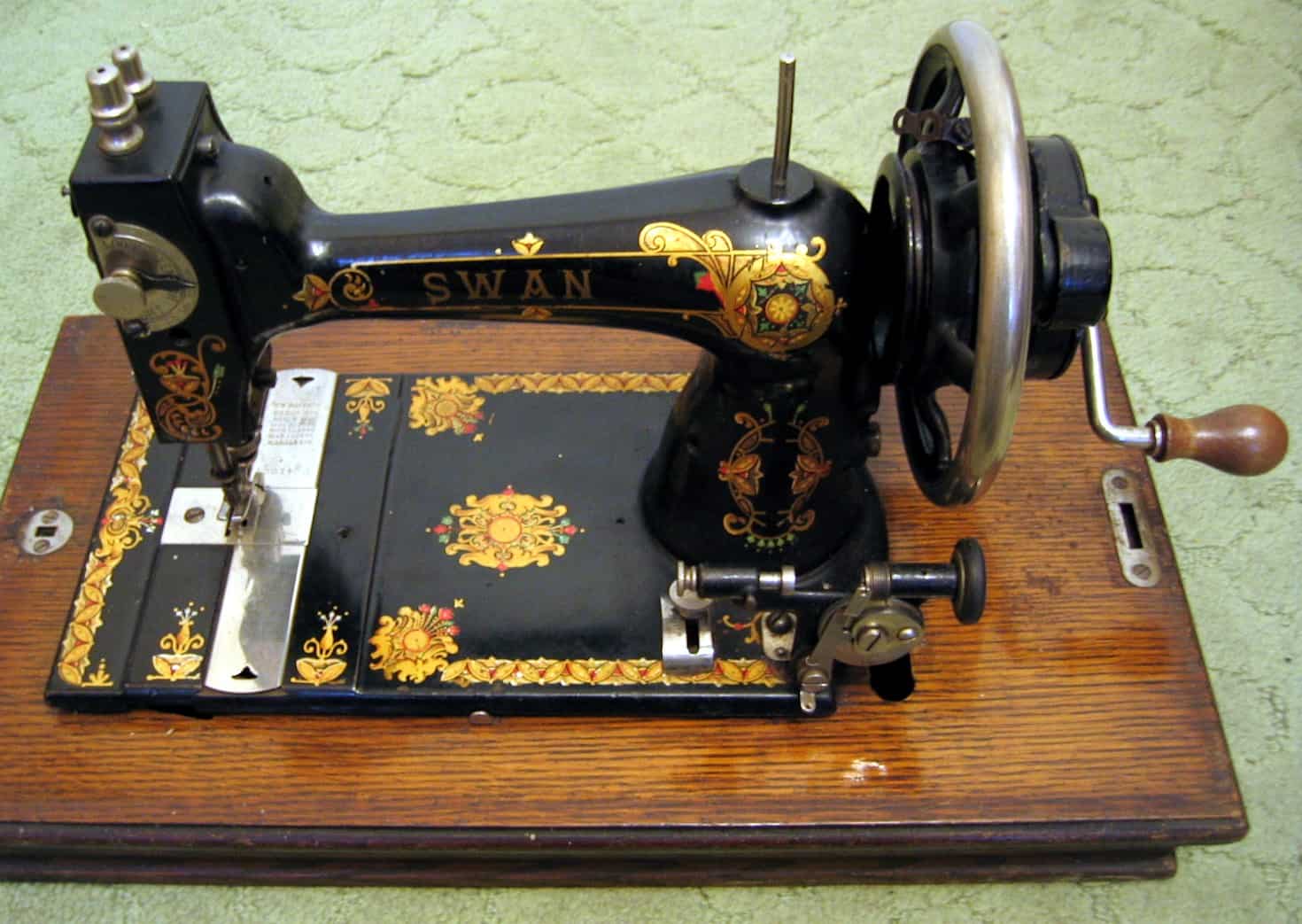 White Peerless Sewing Machine