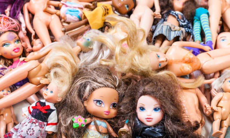 15 Rarest Vintage Bratz Dolls (Price & Pictures)
