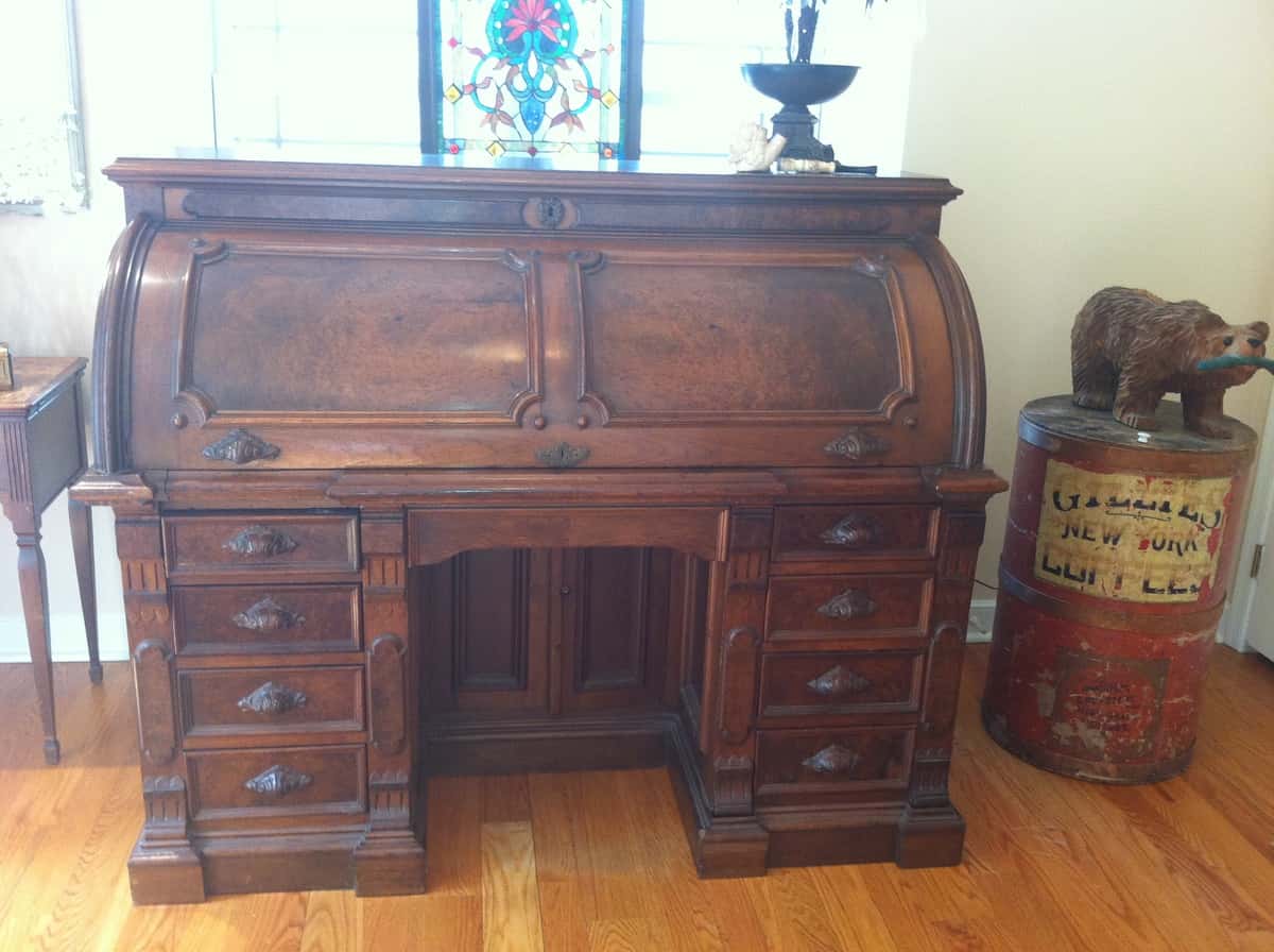 antique roll top desk