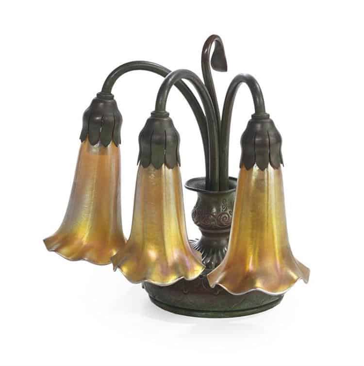 Bronze lily three-light desk lamp