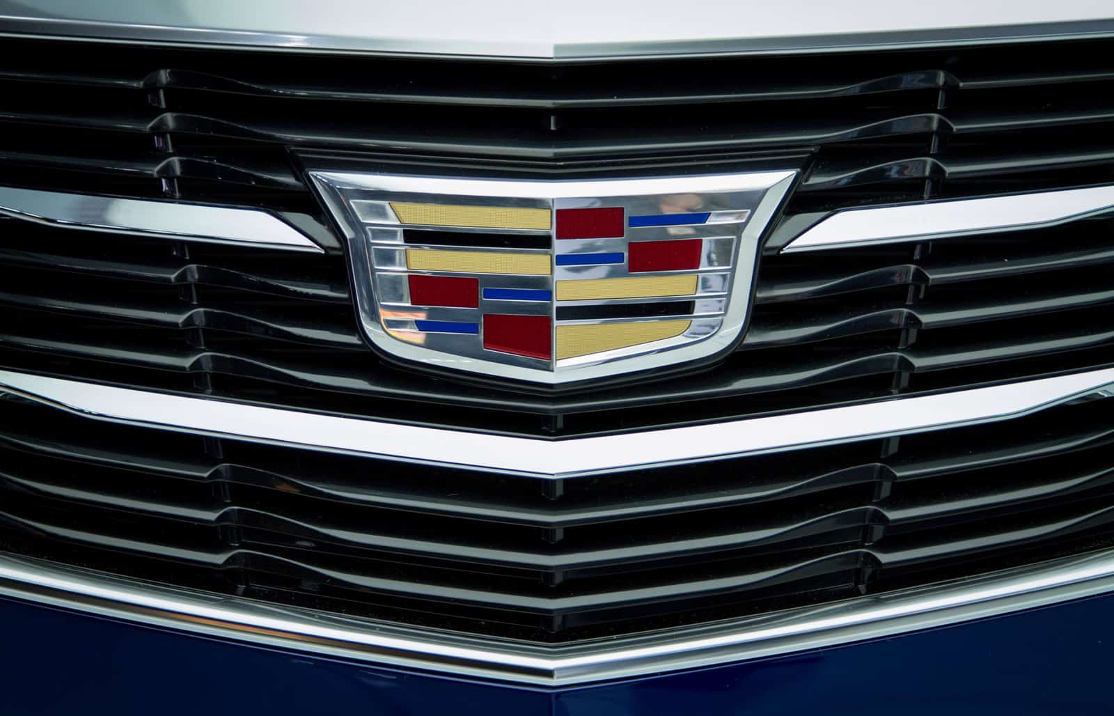 Cadillac auto badge