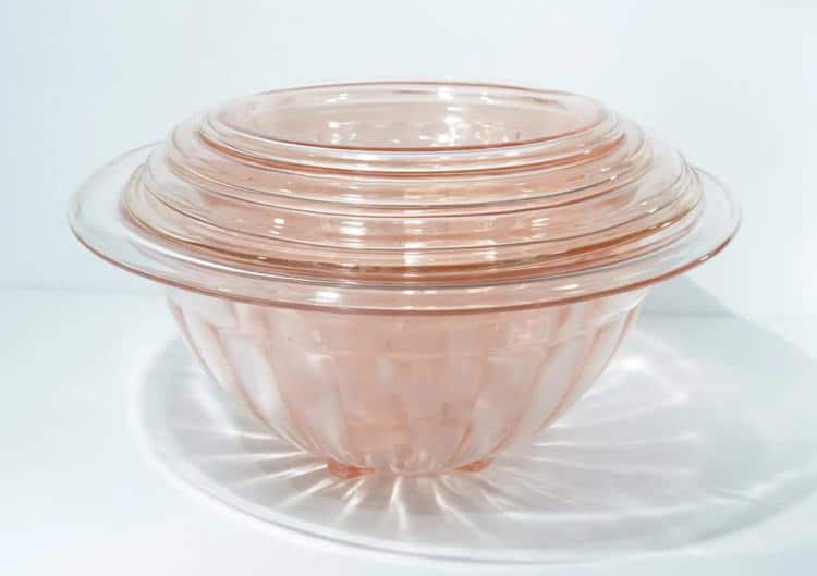 Federal pink mixing bowl