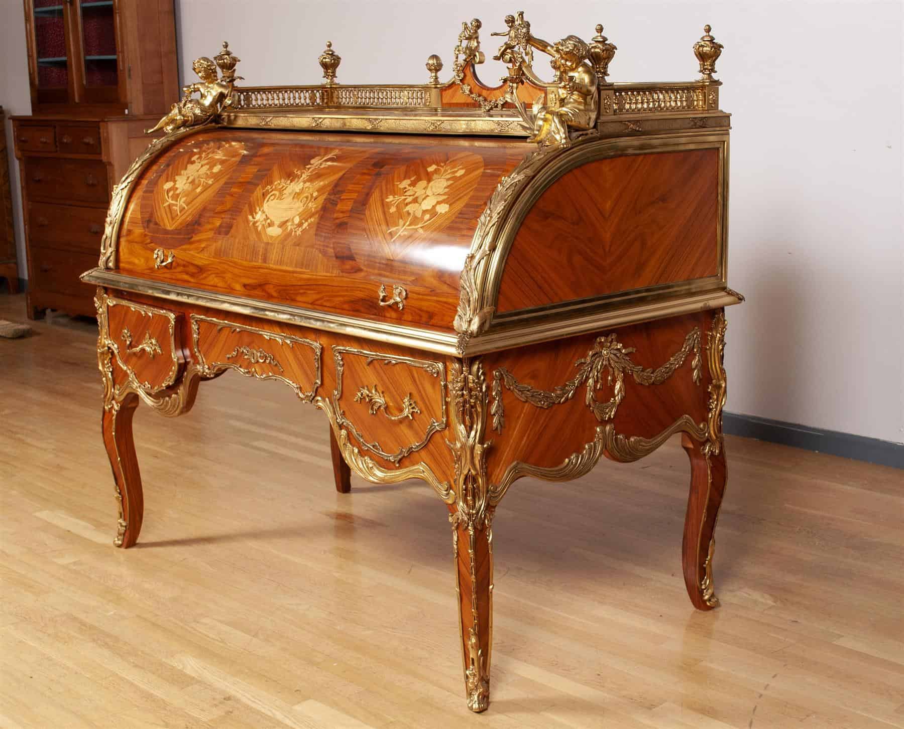 desk of King Luis XV