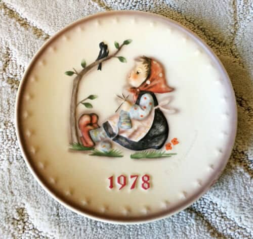 Happy Pastime plate