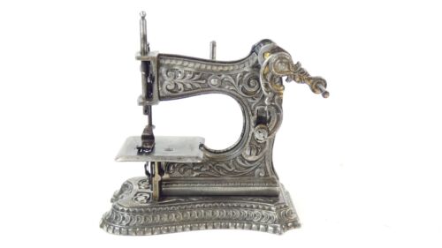 Muller toy sewing machine