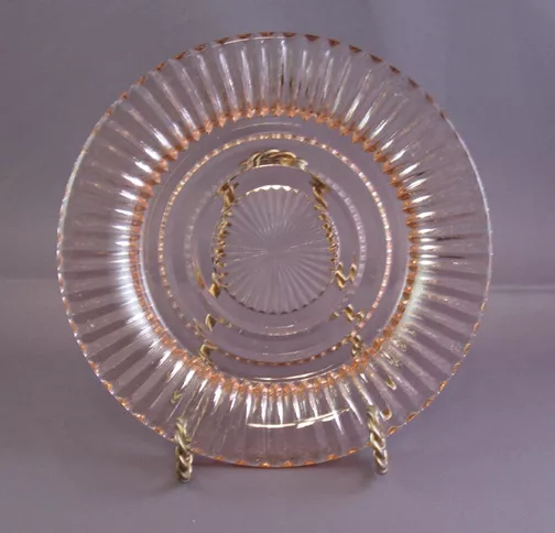 Queen Mary pink bread plate