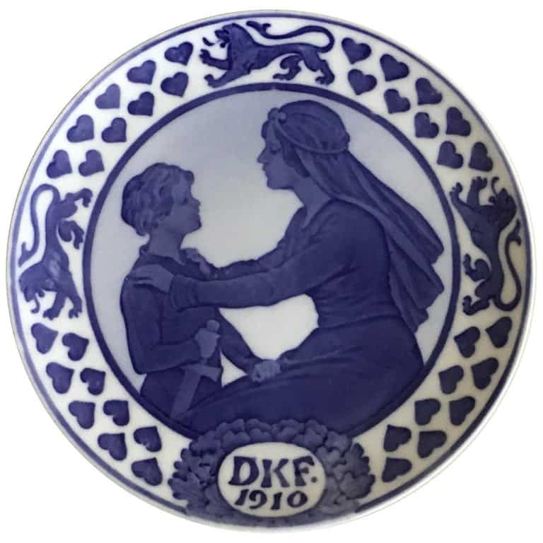 Royal Copenhagen’s Commemorative Plates 1910