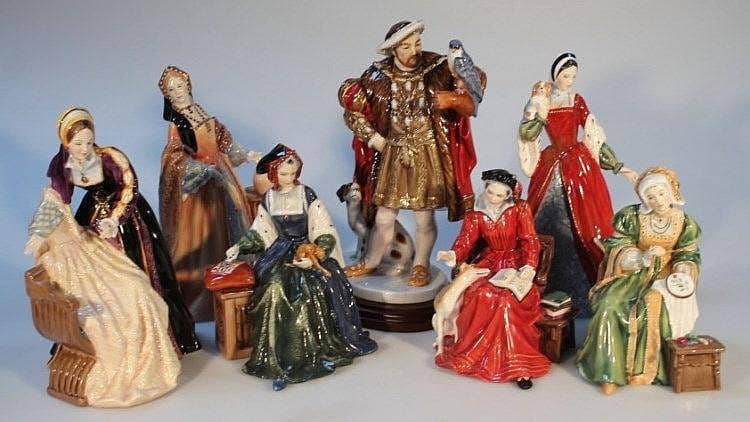 Specialty figurines