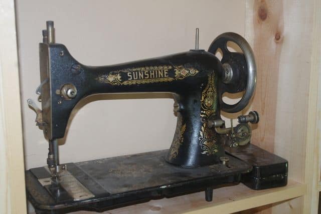 Sunshine national sewing machine