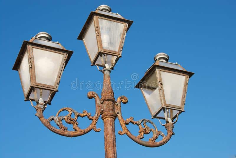 antique streetlamps