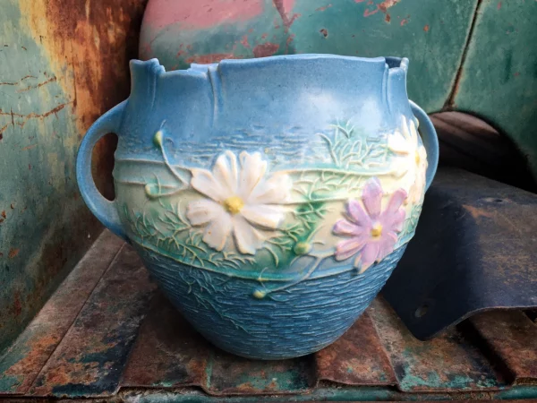 Roseville Pottery Patterns Value (Identification & Price Guides)