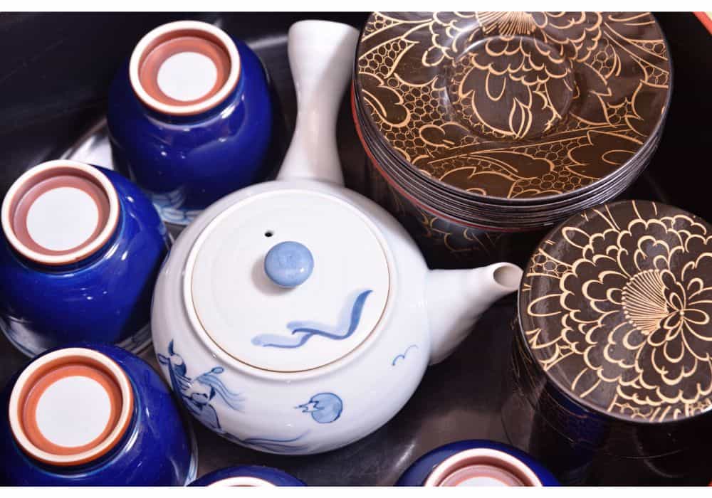 Early Manufacturers of the Antique Japanese Tea Sets