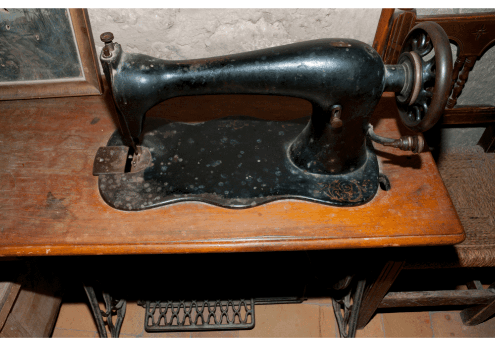 Early Manufacturers of the Treadle Sewing Machine