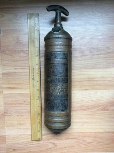 Empty pyrene fire extinguisher (1917)