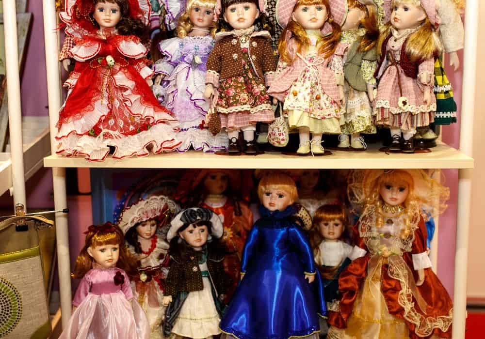 Facts about collectible dolls