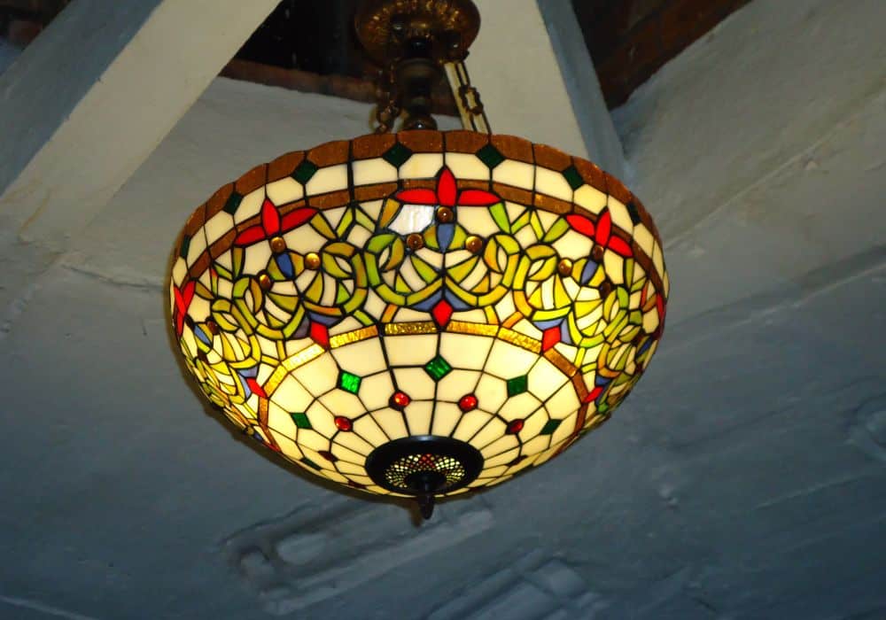 Types of antique glass lamp shades