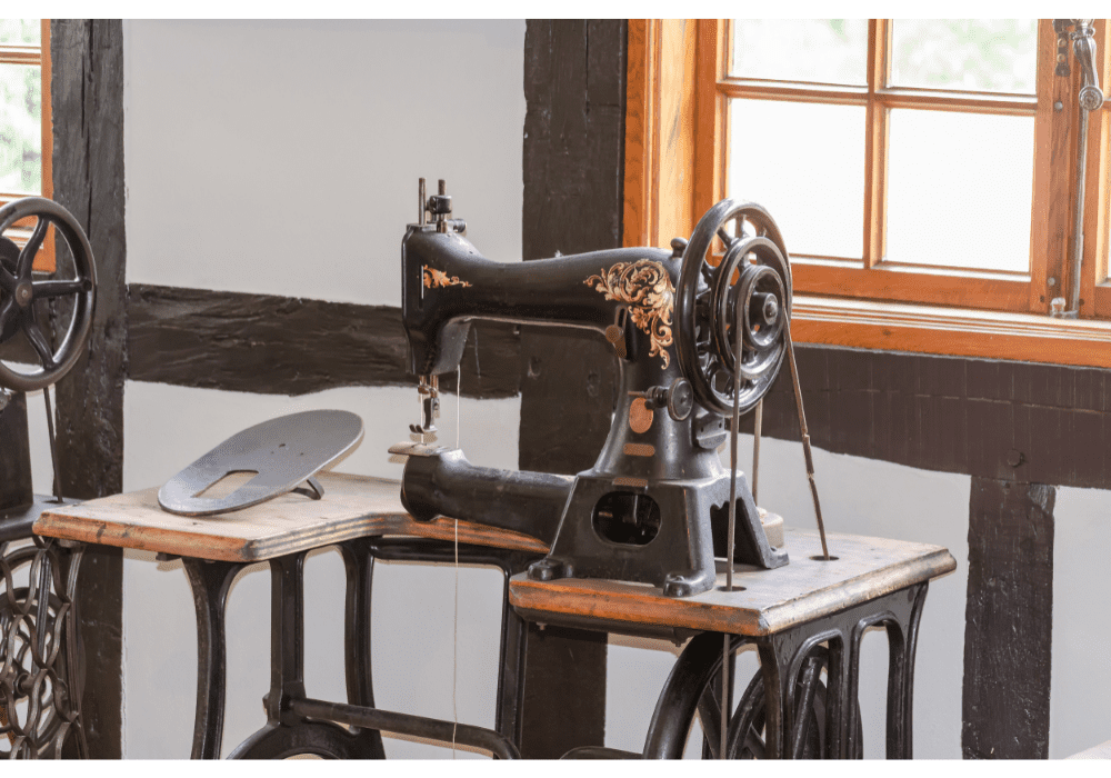 What Are the Advantages of a Treadle Sewing Machine?