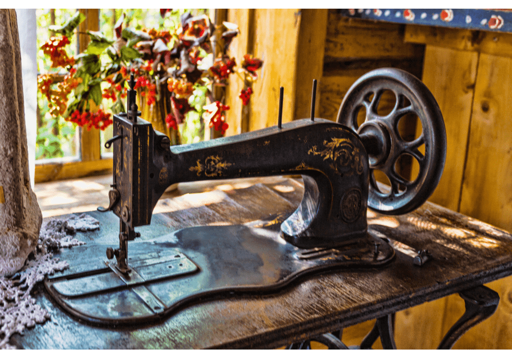 What Is a Treadle Sewing Machine?