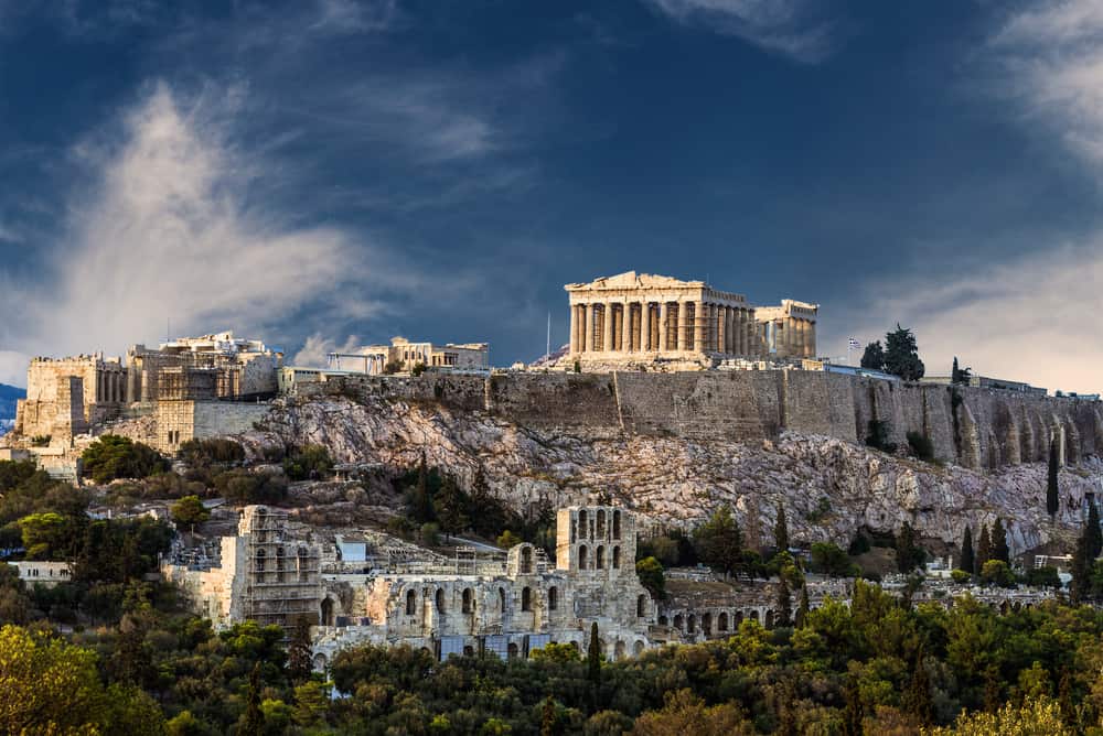 Antiques From Ancient Greece as a Subject of Study of Culture